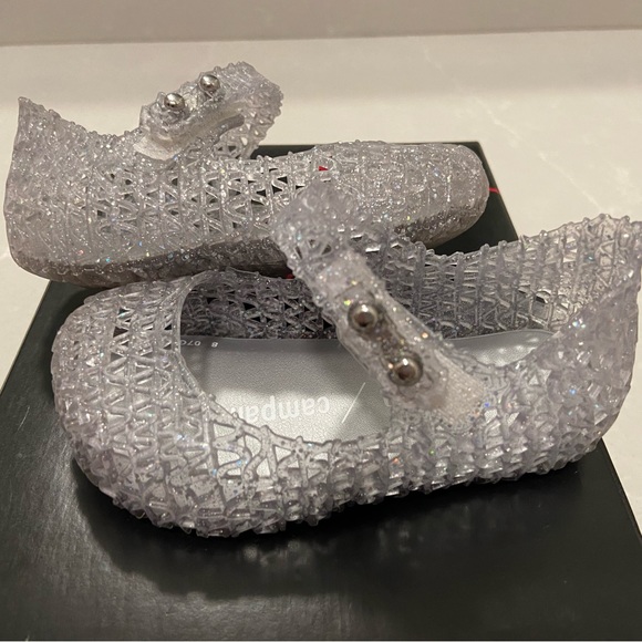 Mini Melissa Campana - Picture 2 of 5